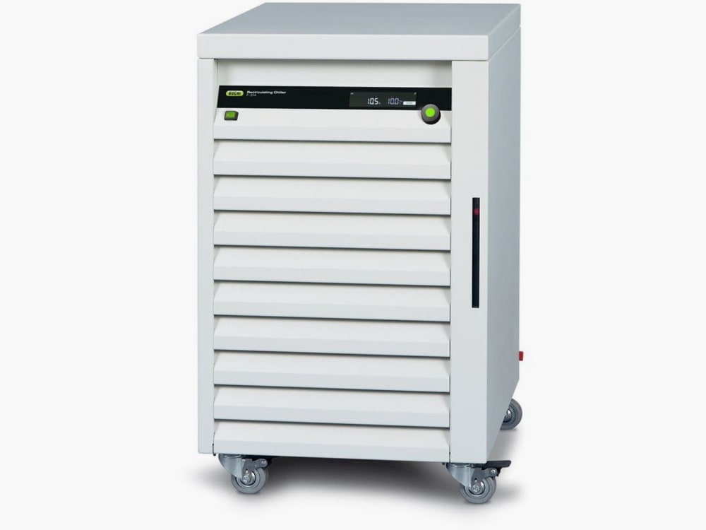 11F3140x.jpg
