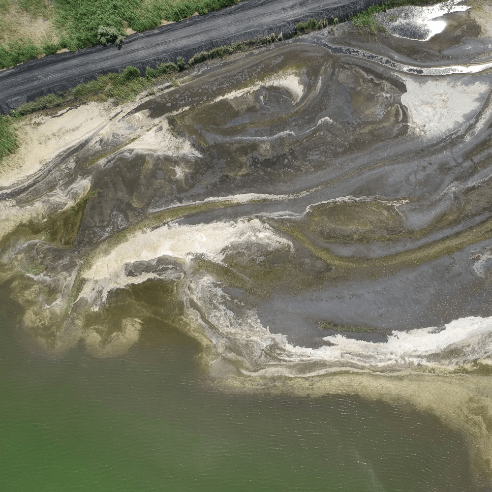 Polycyclic aromatic hydrocarbons in sludge samples