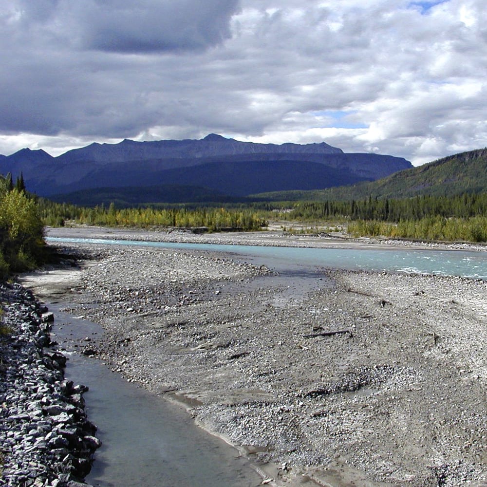 Extraction of micropollutants from contaminated sediments after heavy rain events