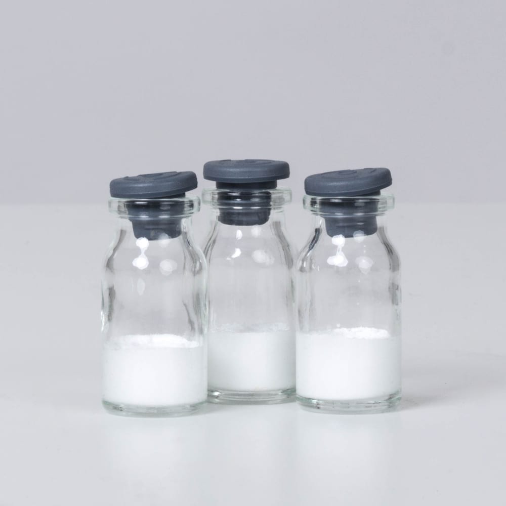 Lyophilisation of mannitol and NaCl solutions in serum vials